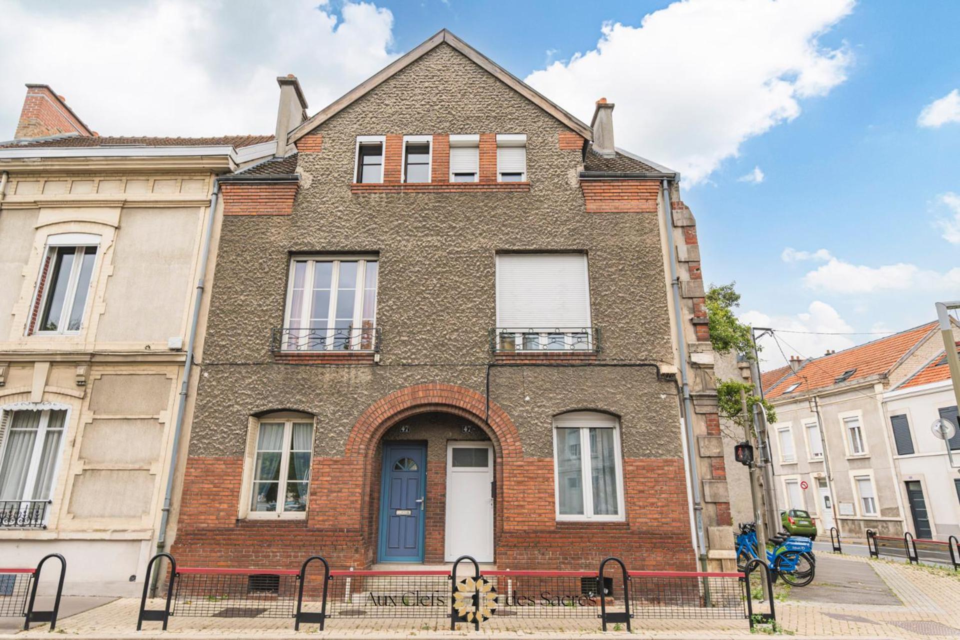 Maison De Ville Avec Cour Place Luton Reims Exteriör bild