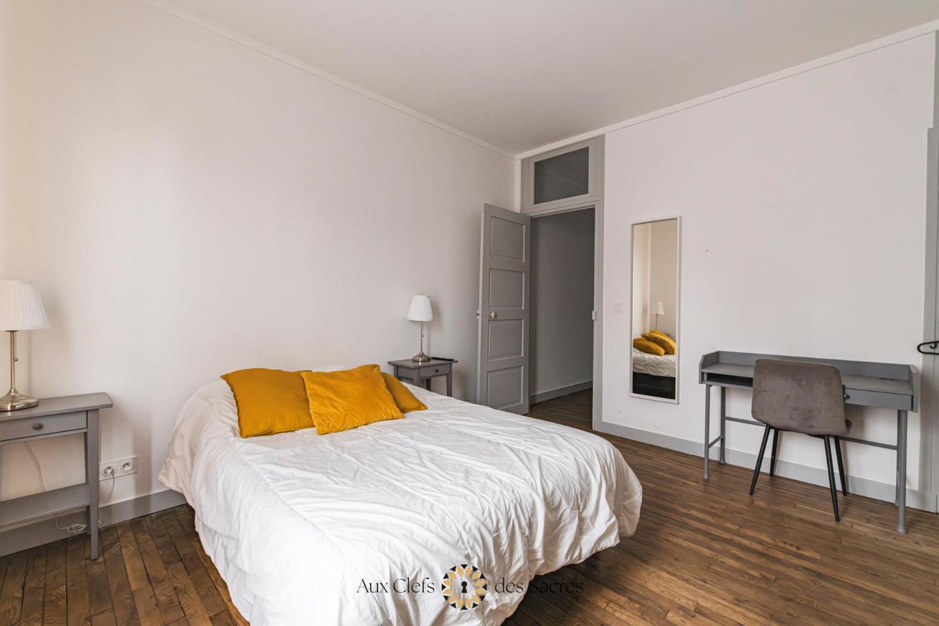 Maison De Ville Avec Cour Place Luton Reims Exteriör bild